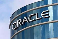 Computing world moves away from Oracle